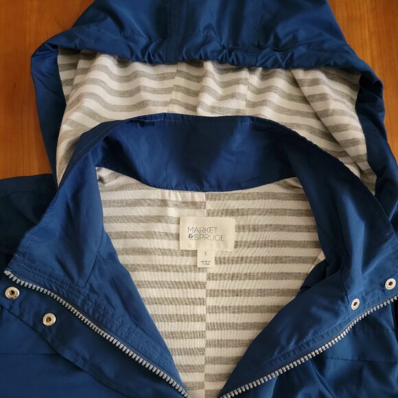 Market & Spruce Lightweight Blue Hooded Rain Jacket - S - Picture 6 of 9